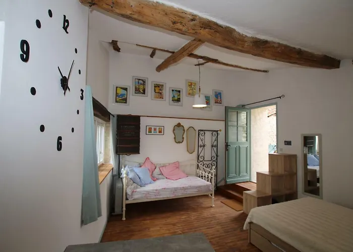 La Sonnette Couette-café 3*